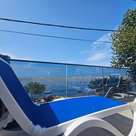 Beachfront House Ivana With Pool - Renovated 2025 Cesarica Buitenkant foto