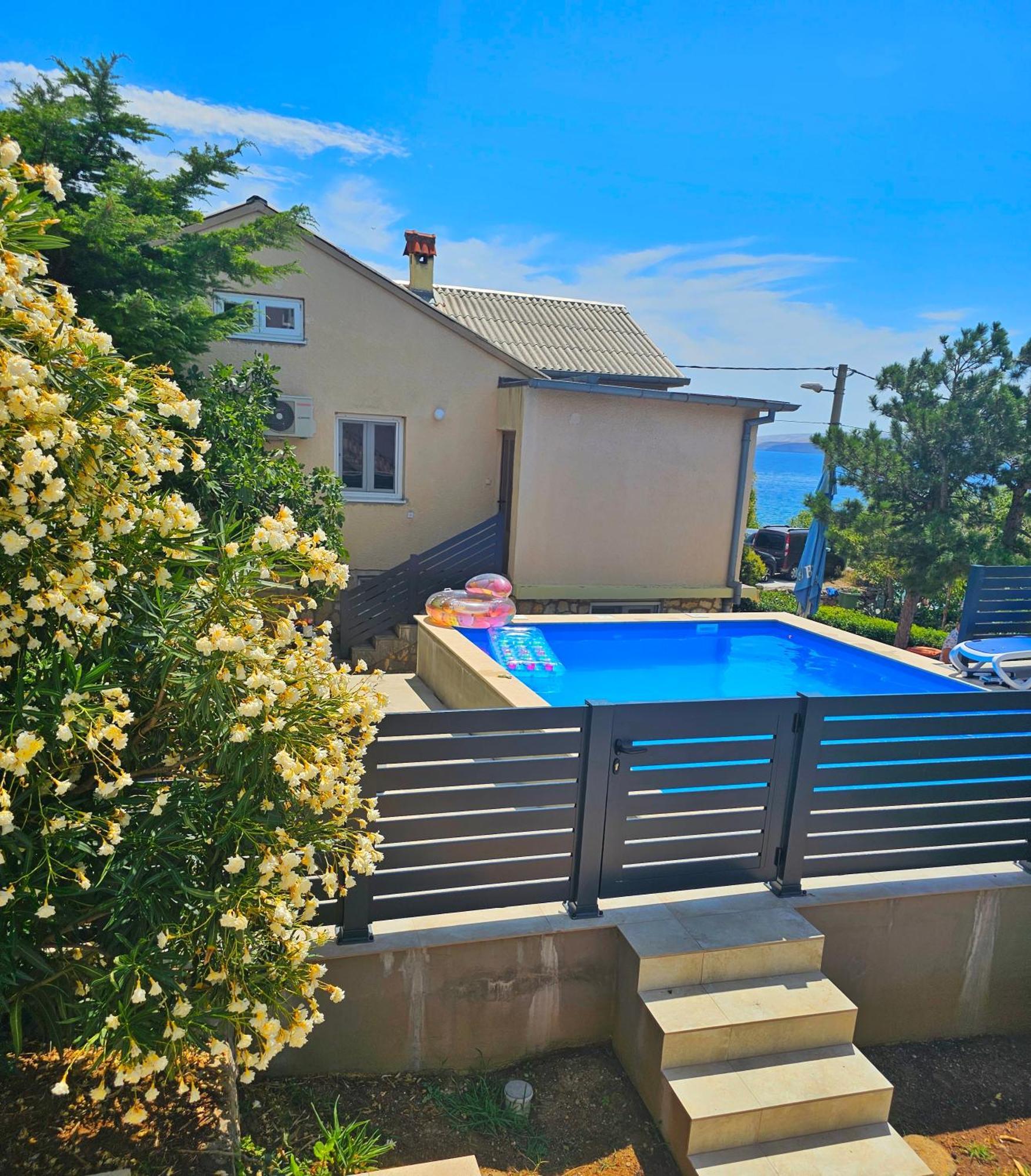 Beachfront House Ivana With Pool - Renovated 2025 Cesarica Buitenkant foto