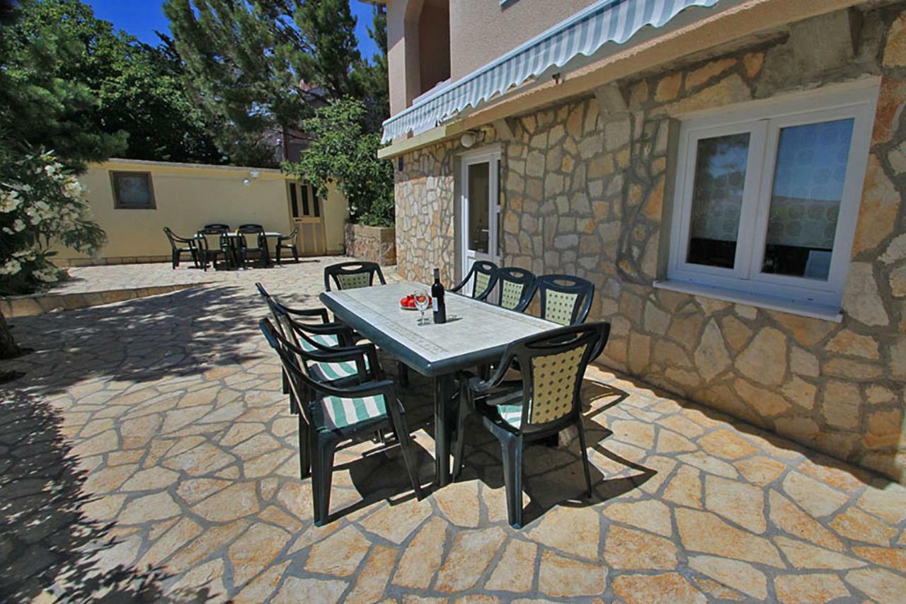 Beachfront House Ivana With Pool - Renovated 2025 Cesarica Buitenkant foto